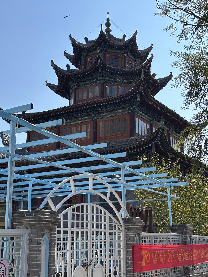伊宁陕西大寺后窑殿.jpg
